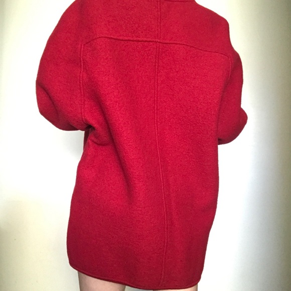 Lovely red coat - Picture 3 of 4